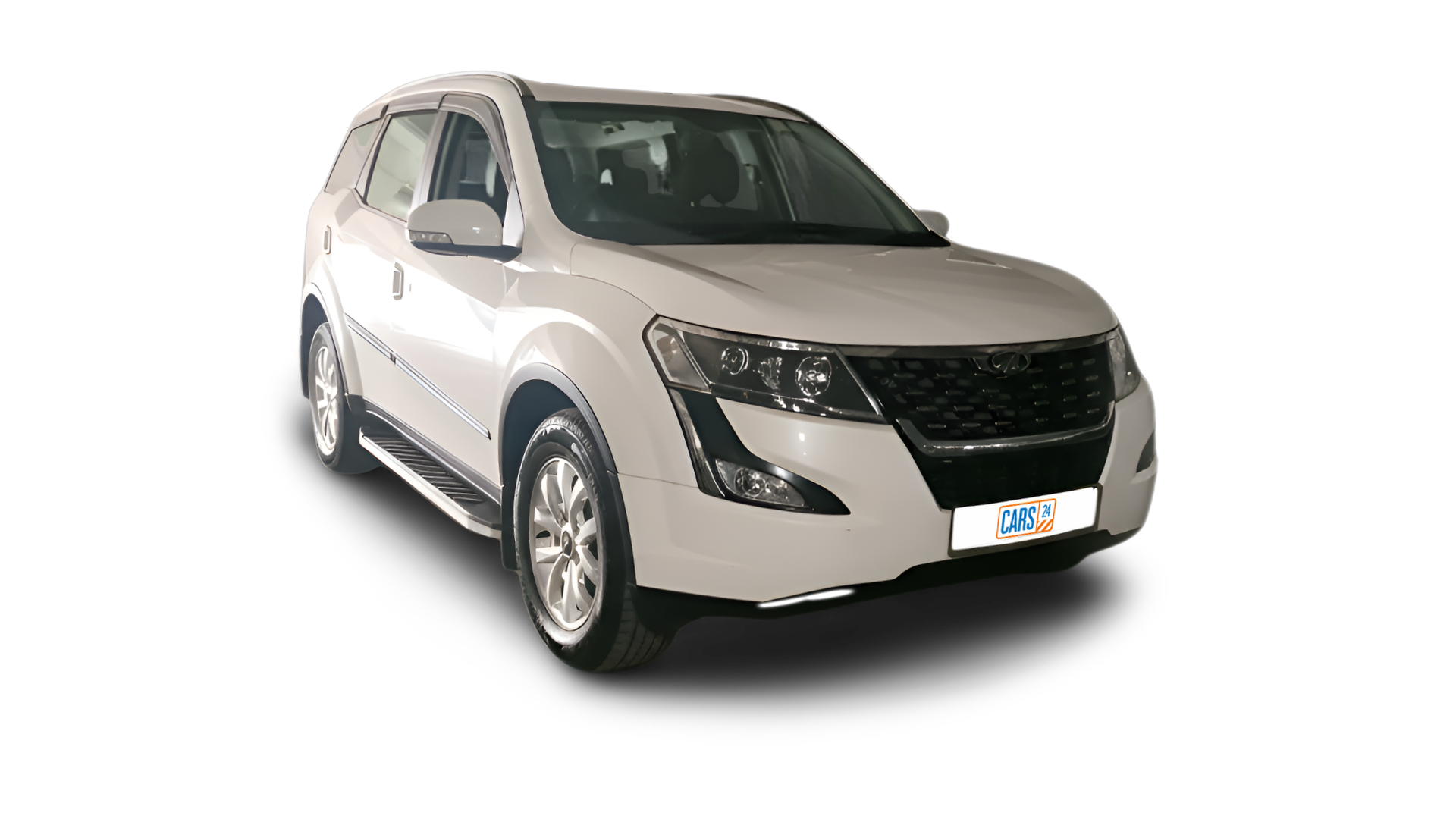 Mahindra XUV500-img